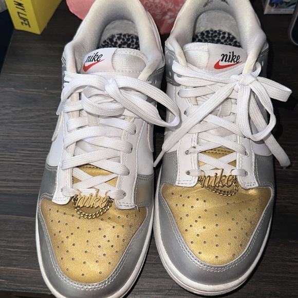 Nike Dunks - Picture 5 of 8